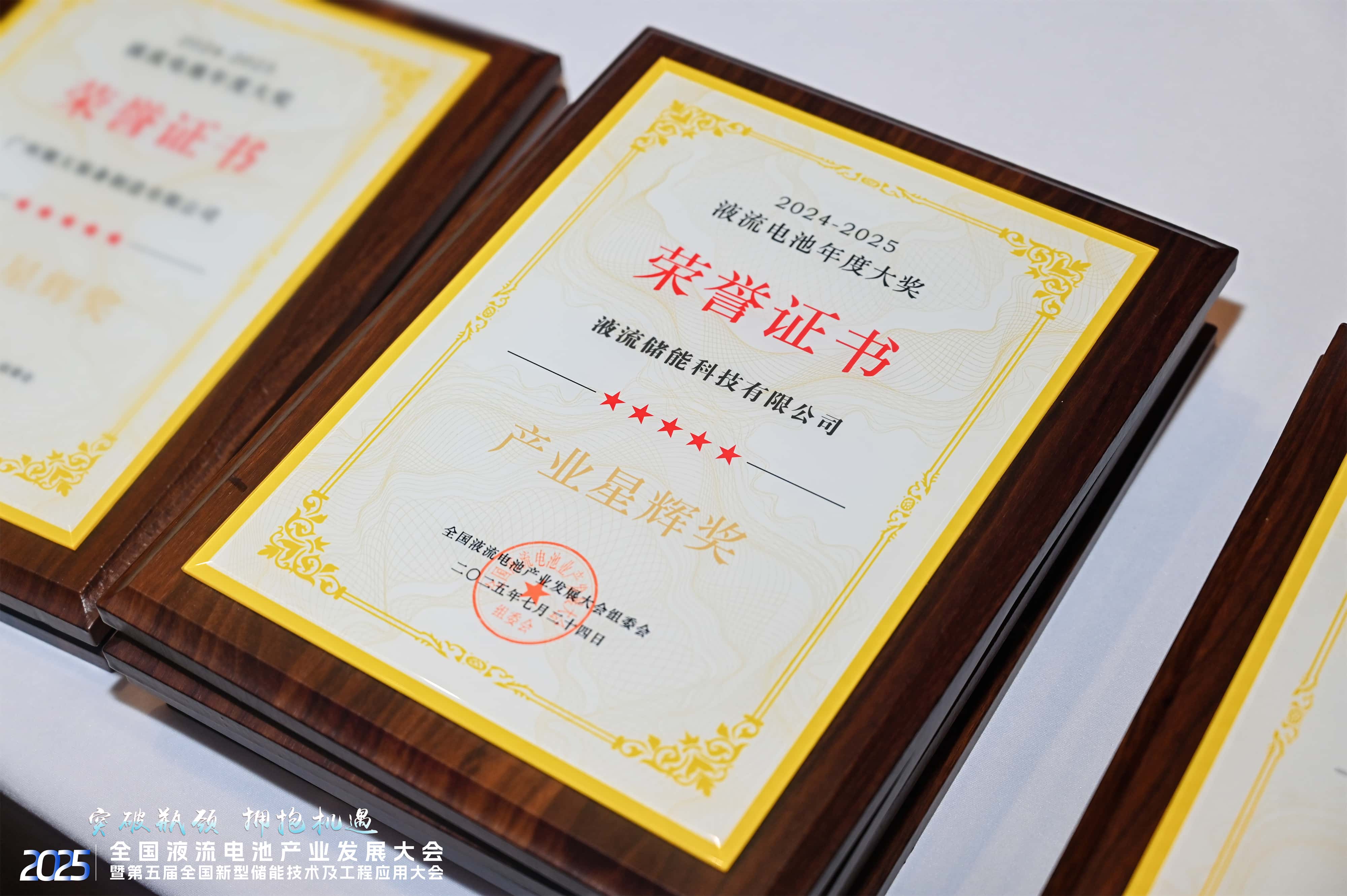 ed4ac39c009cd021e4b1a920982fd97